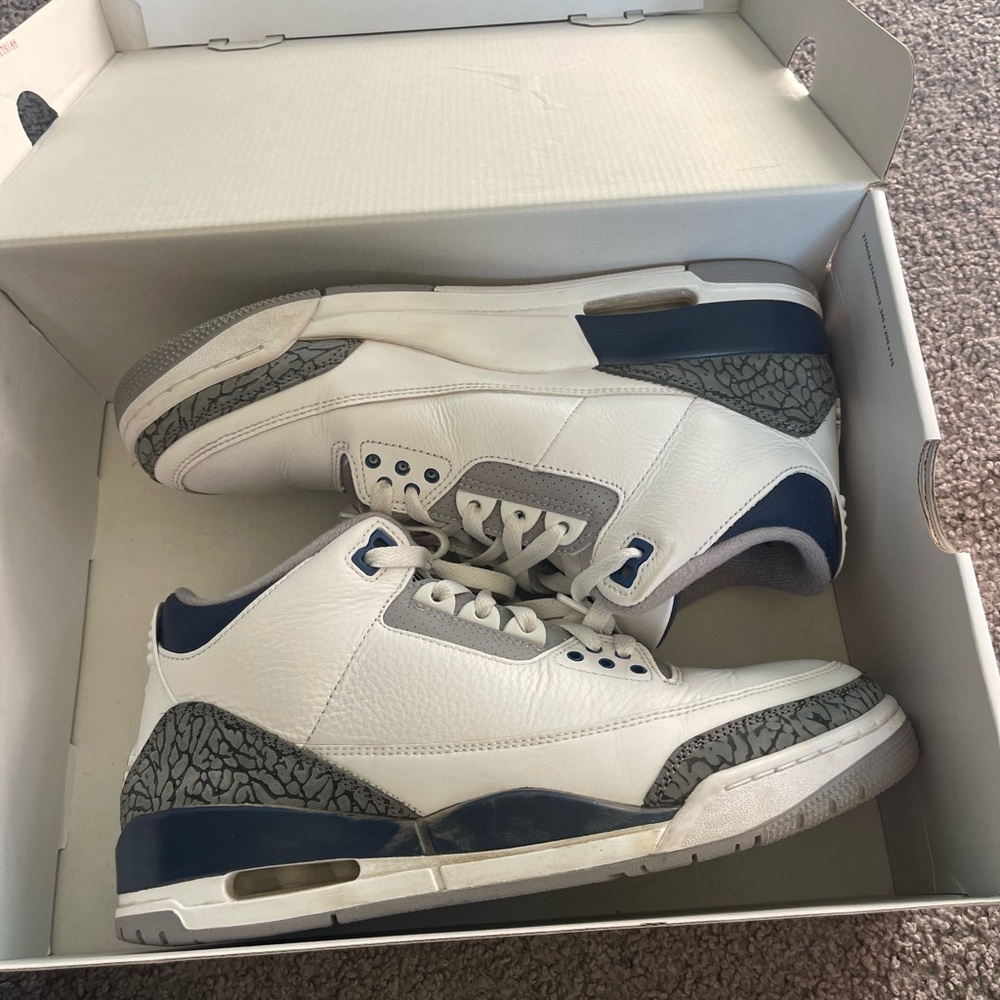 Air Jordan 3 retro. Men’s size 10.5